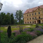 Na Polní *